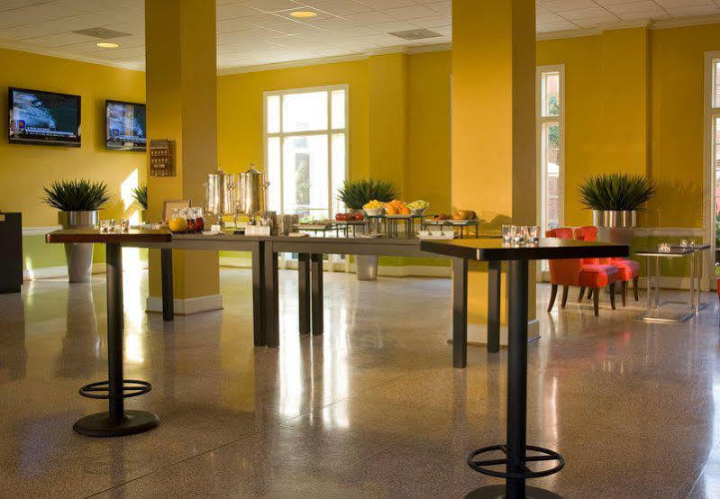 College Park Marriott Hotel & Conference Center Buitenkant foto